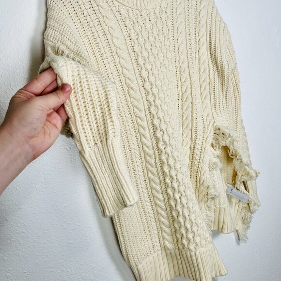 JCREW Cream Oversize Wool Blend Cable knit Fringe Asymmetrical Sweater Size: XS - Picture 8 of 13